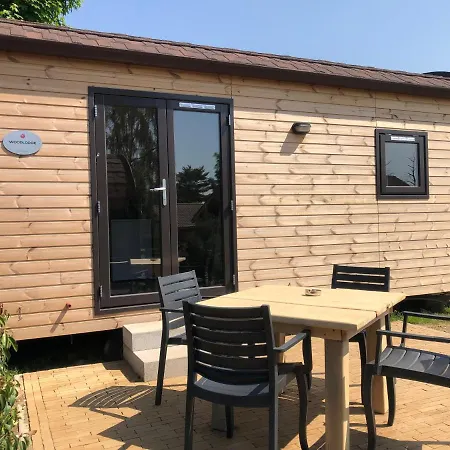 Family Woodlodge High Chaparral Camping Oorsbeek