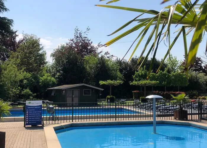 Family Woodlodge High Chaparral