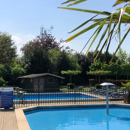 Family Woodlodge High Chaparral